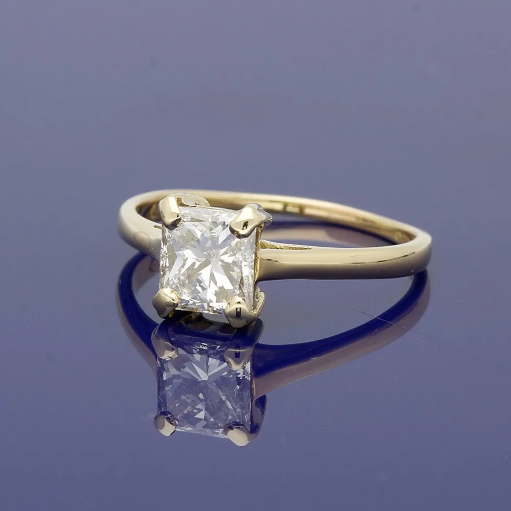 18ct Yellow Gold Princess Cut Diamond Solitaire Ring