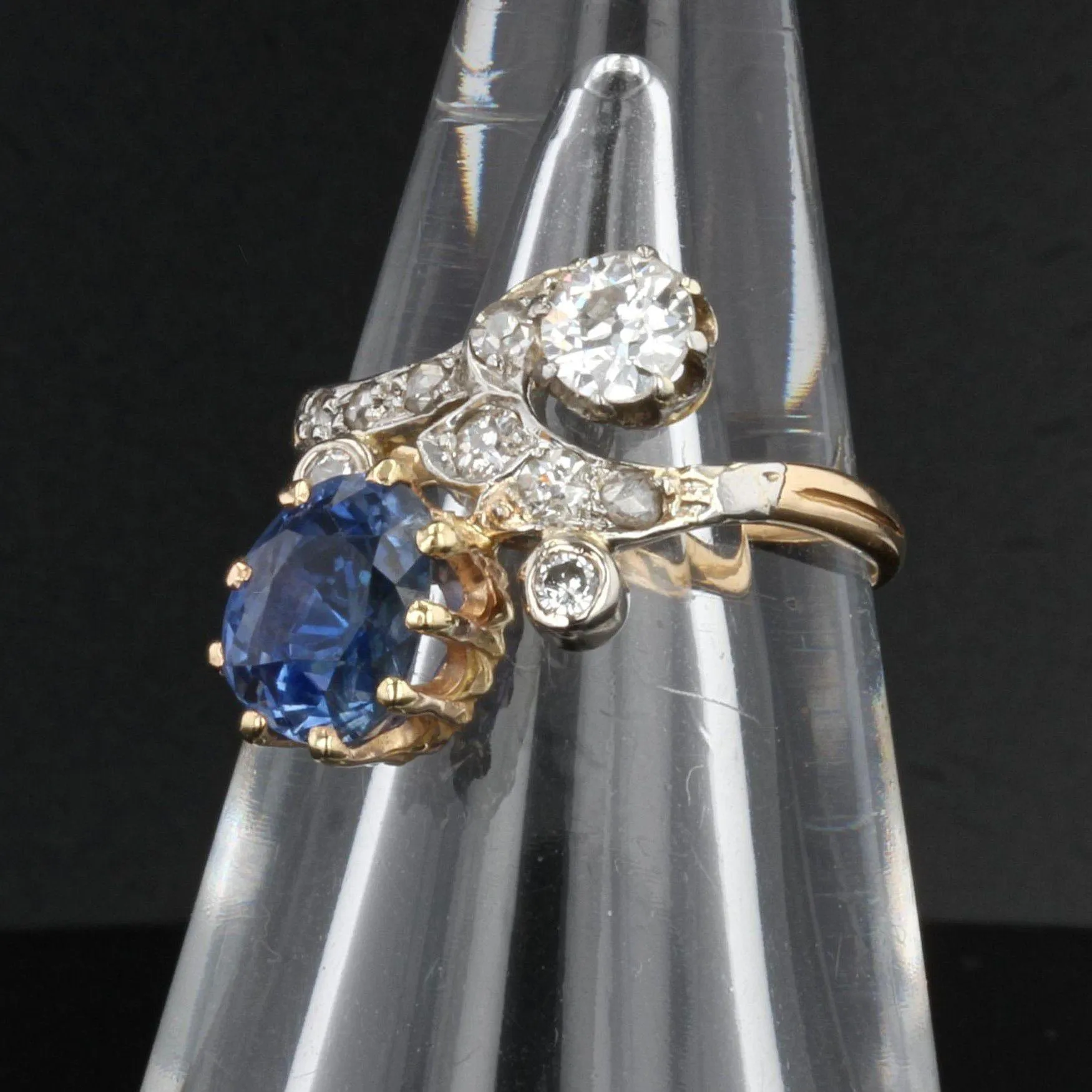 19th Century Sapphire Diamonds 18 Karat Yellow Gold Platinum Duchess Ring