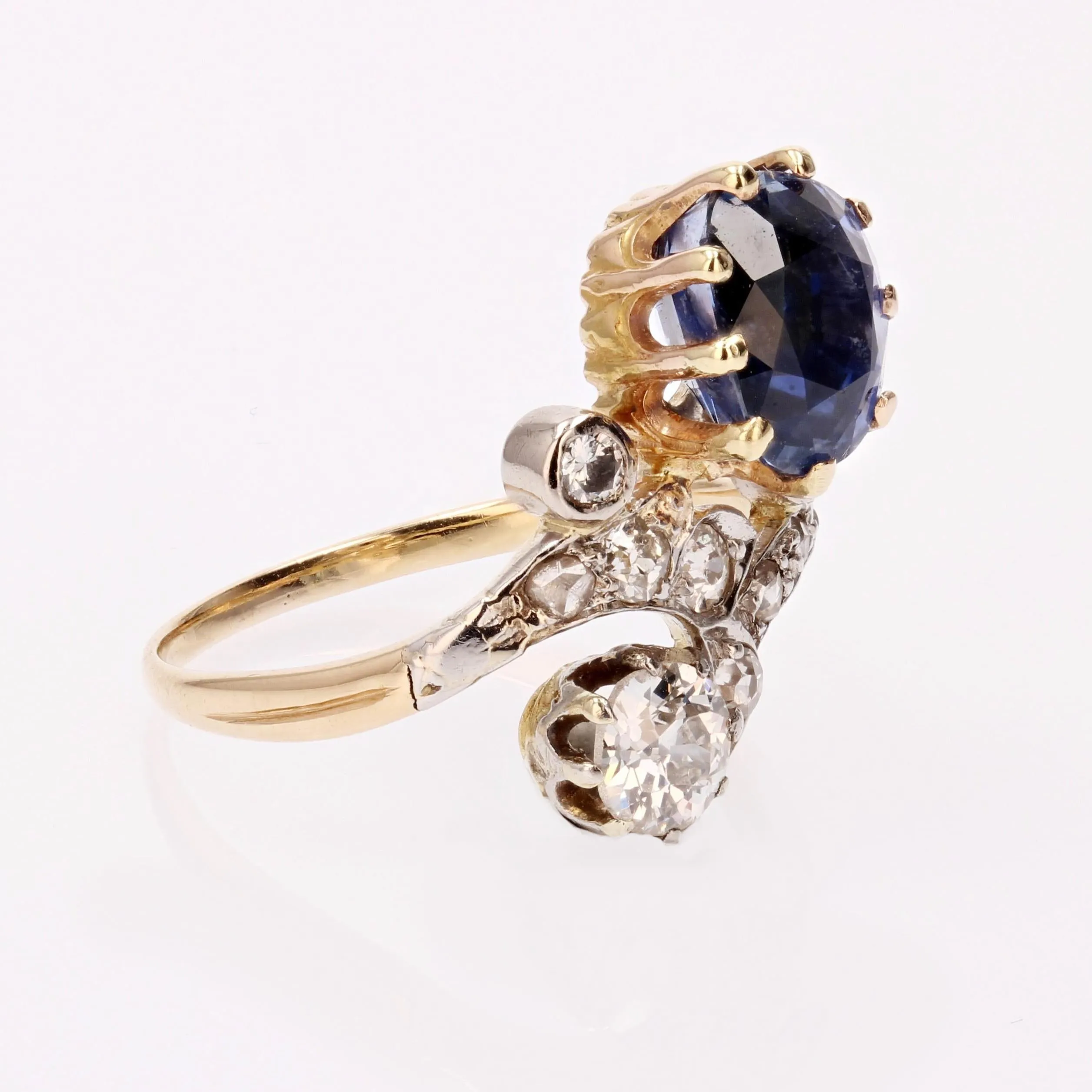 19th Century Sapphire Diamonds 18 Karat Yellow Gold Platinum Duchess Ring