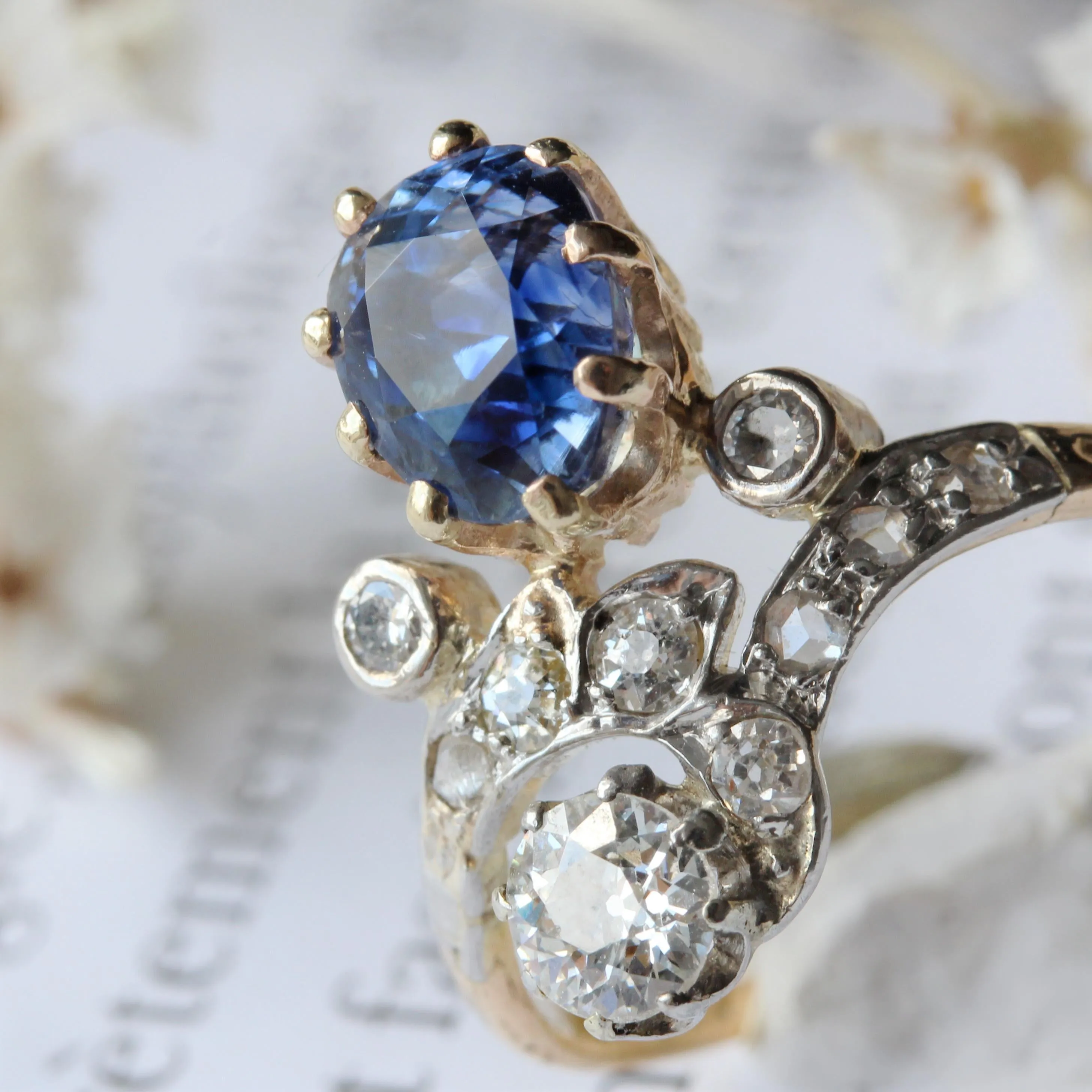 19th Century Sapphire Diamonds 18 Karat Yellow Gold Platinum Duchess Ring