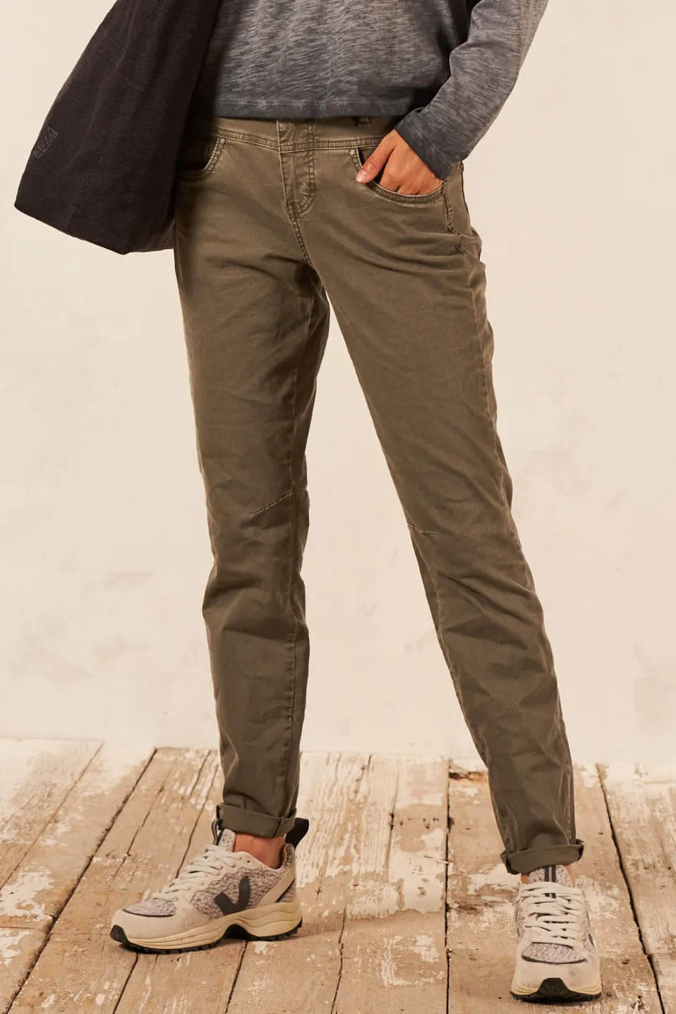 Nile Slim Leg Pant